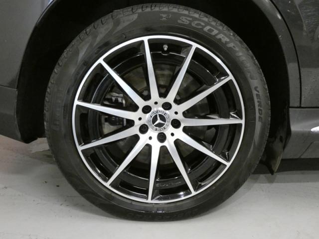 Mercedes Benz Eqc image 9