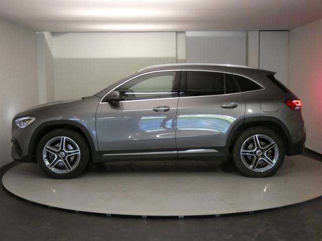 Mercedes Benz Gla image 6