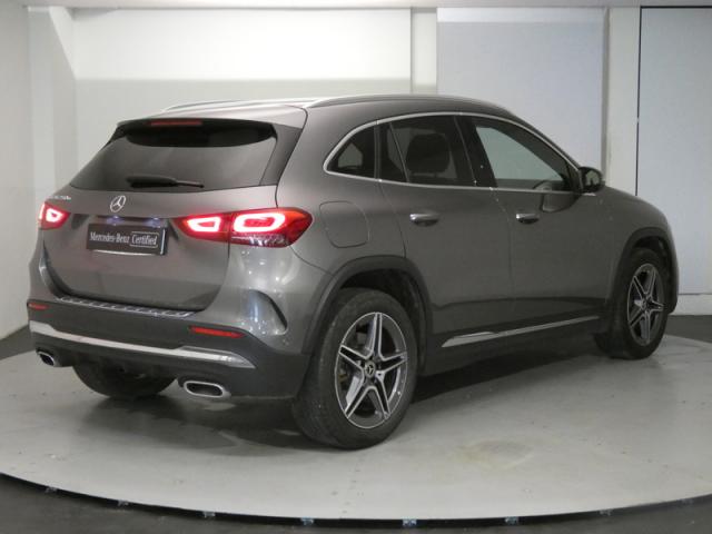 Mercedes Benz Gla image 2