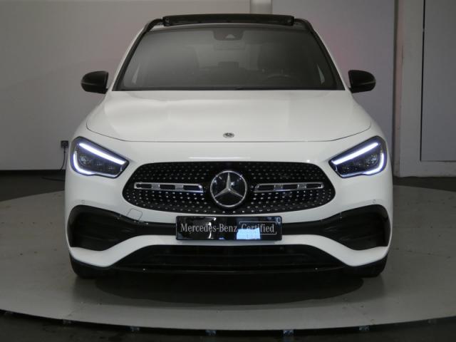 Mercedes Benz Gla image 9