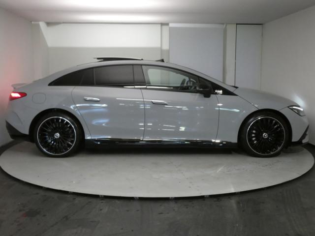 Mercedes Benz Eqe image 5