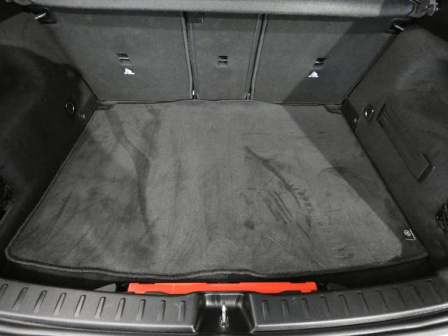 Mercedes Benz Gla image 6