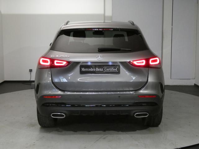 Mercedes Benz Gla image 5
