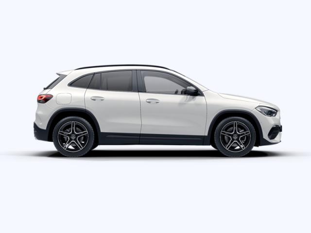 Mercedes Benz Gla image 9