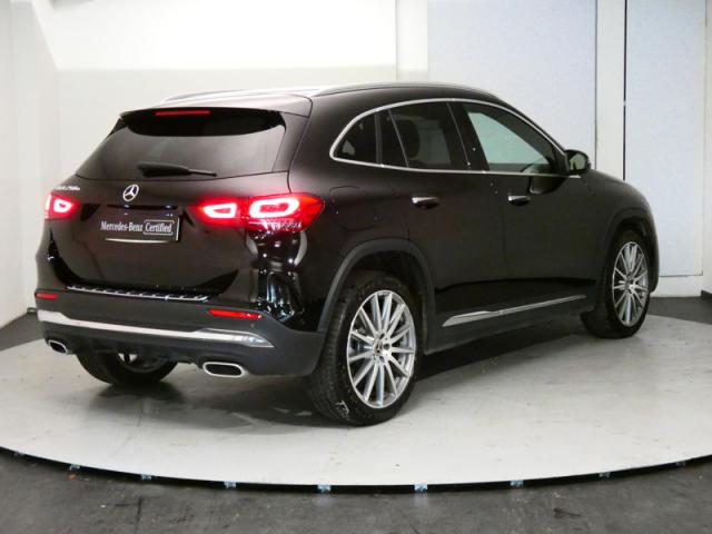 Mercedes Benz Gla image 6