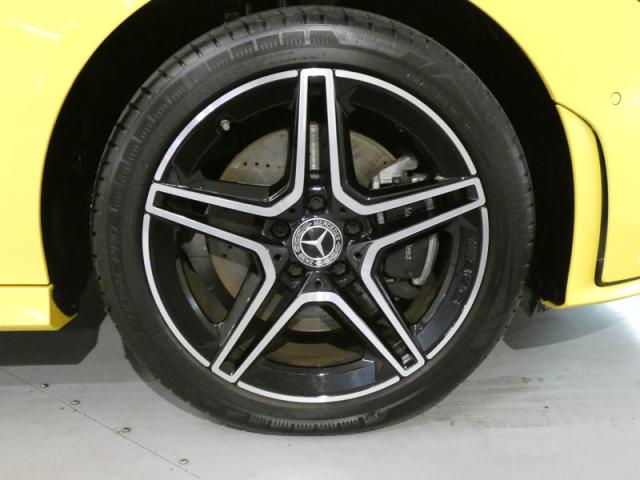 Mercedes Benz Cla image 3