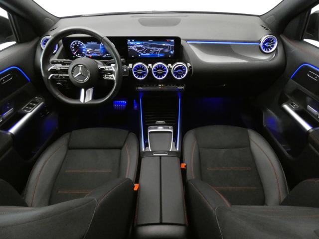 Mercedes Benz Gla image 1