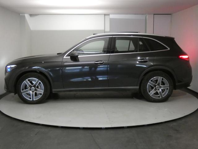 Mercedes Benz Glc image 7
