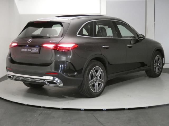 Mercedes Benz Glc image 9