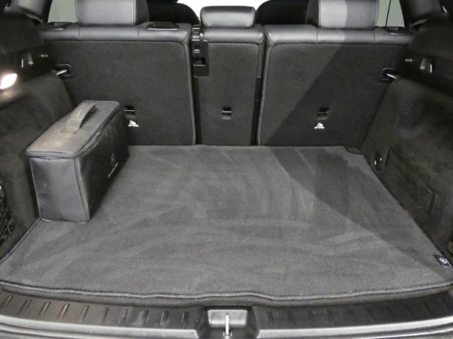 Mercedes Benz Eqa image 5
