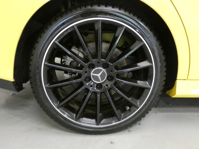 Mercedes Benz Cla image 8