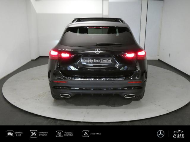 Mercedes Benz Gla image 2