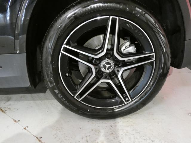 Mercedes Benz Gla image 9