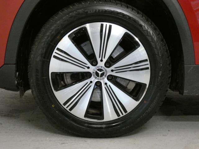 Mercedes Benz Eqa image 8