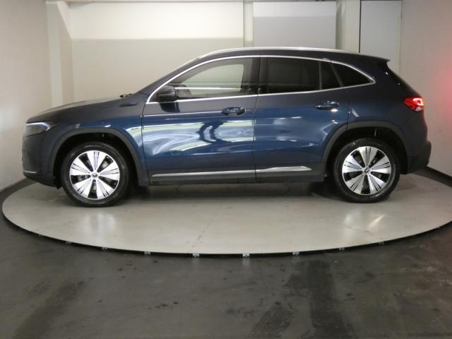Mercedes Benz Eqa image 7