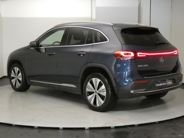 Mercedes Benz Eqa image 5