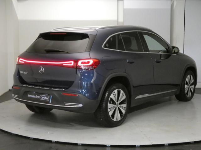 Mercedes Benz Eqa image 2
