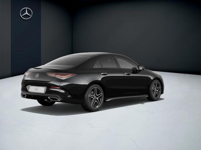 Mercedes Benz Cla image 5