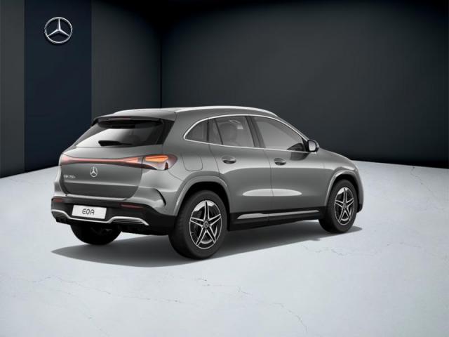Mercedes Benz Eqa image 7