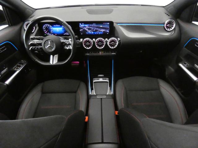 Mercedes Benz Gla image 5