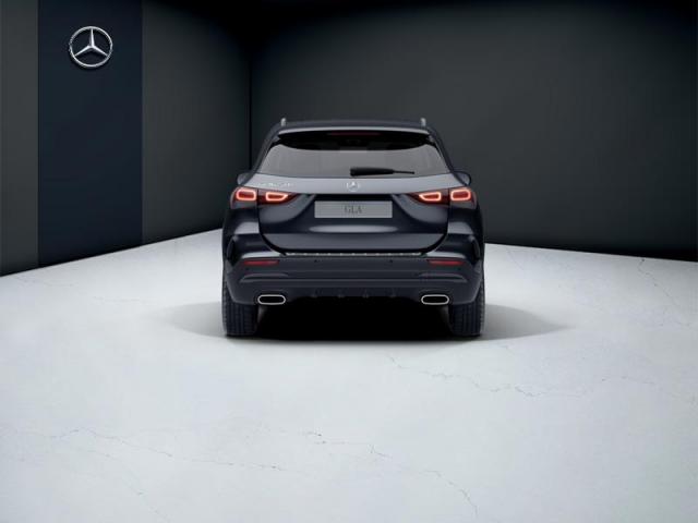 Mercedes Benz Gla image 4
