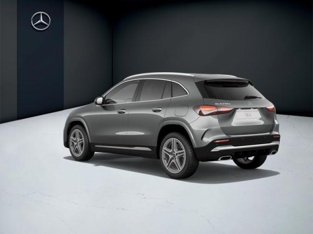 Mercedes Benz Gla image 3