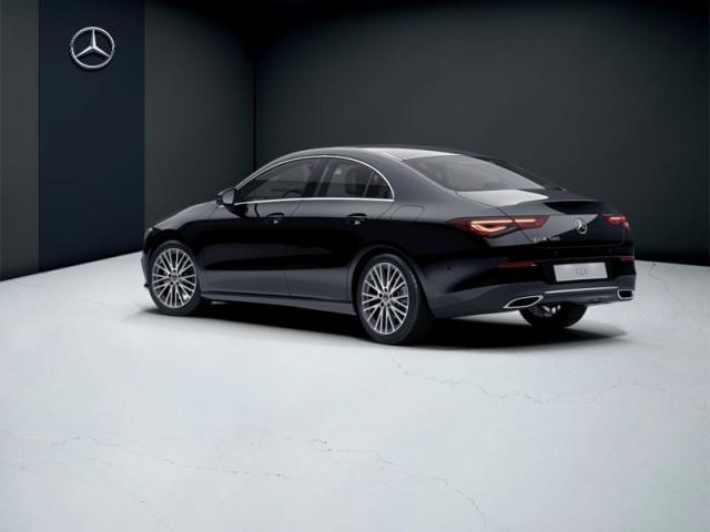 Mercedes Benz Cla image 8