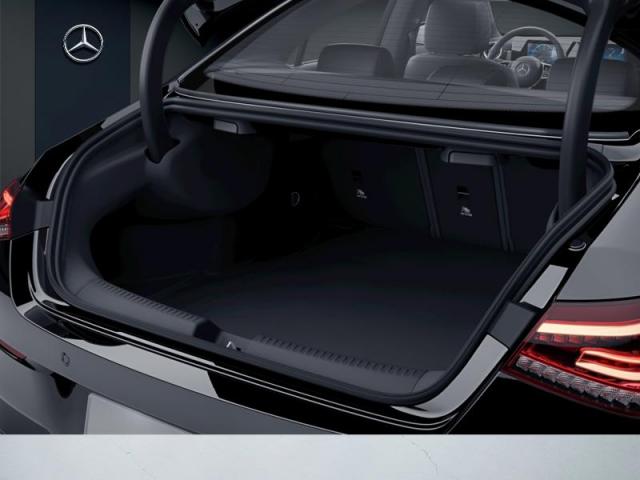 Mercedes Benz Cla image 2