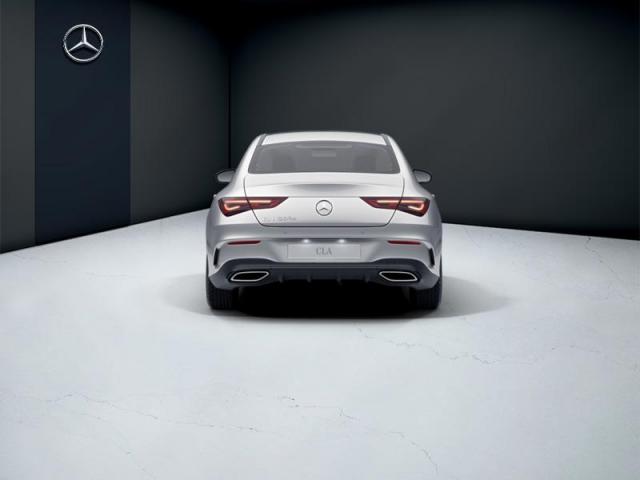 Mercedes Benz Cla image 7