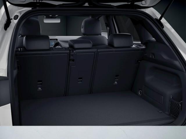 Mercedes Benz Gla image 8
