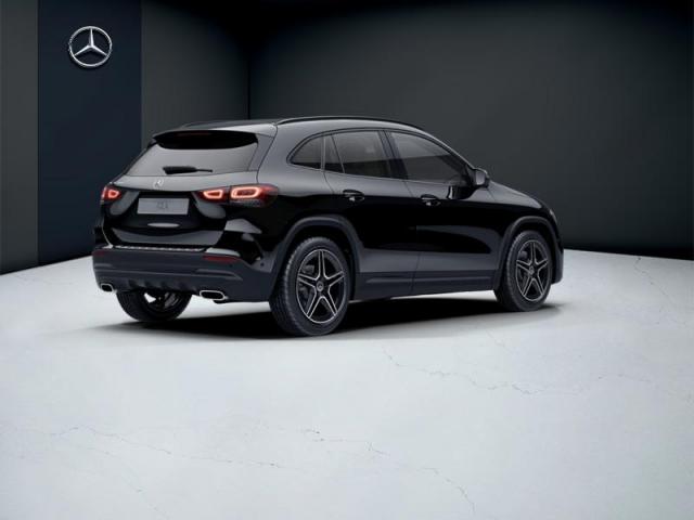 Mercedes Benz Gla image 6