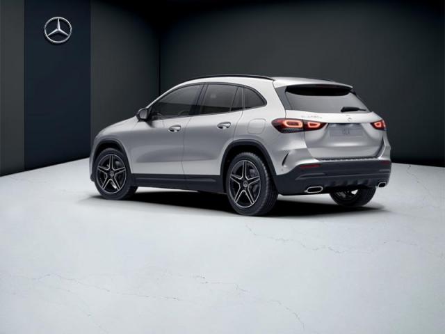 Mercedes Benz Gla image 5