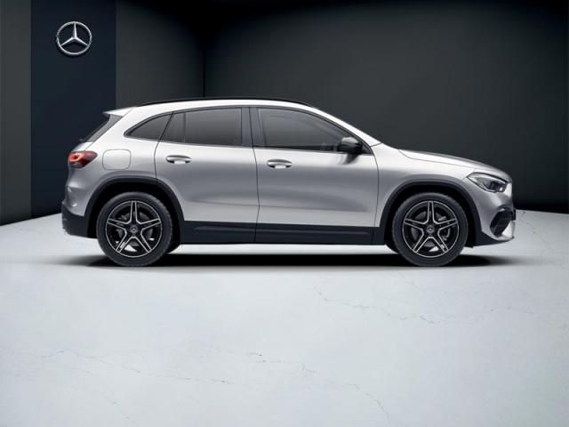 Mercedes Benz Gla image 6