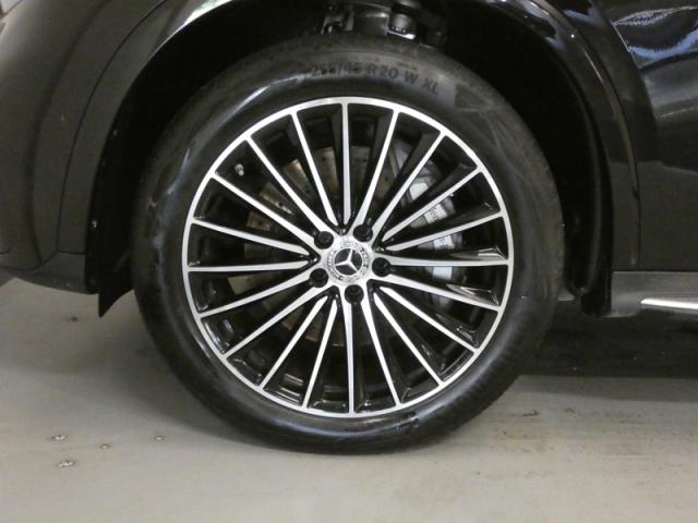 Mercedes Benz Glc image 1