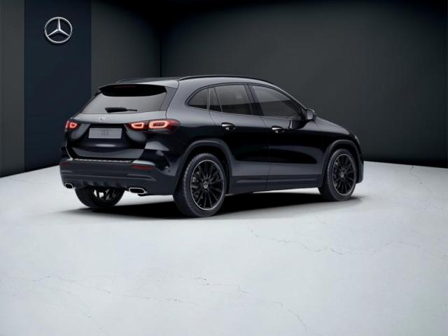 Mercedes Benz Gla image 7