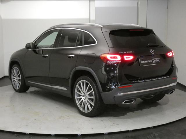 Mercedes Benz Gla image 7