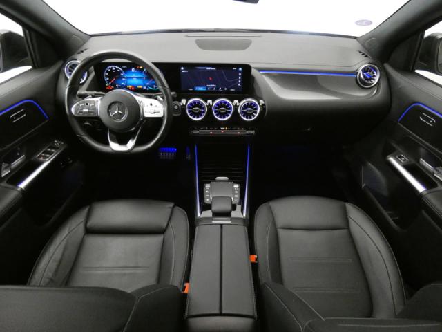 Mercedes Benz Gla image 9