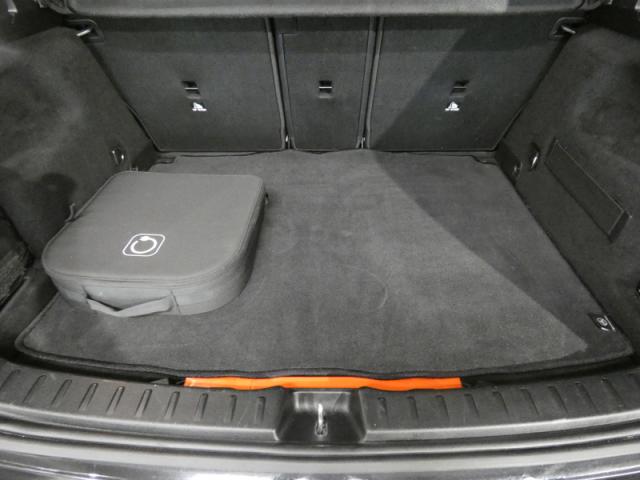 Mercedes Benz Gla image 3