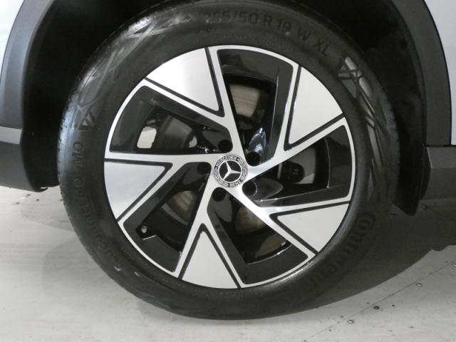 Mercedes Benz Glc image 2