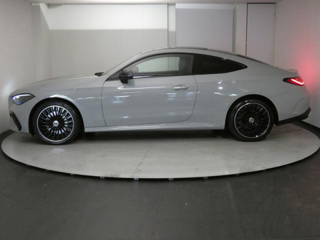 Mercedes Benz Cle image 5