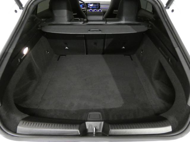 Mercedes Benz Cla Shooting Brake image 8