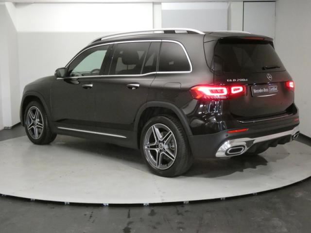 Mercedes Benz Glb image 2