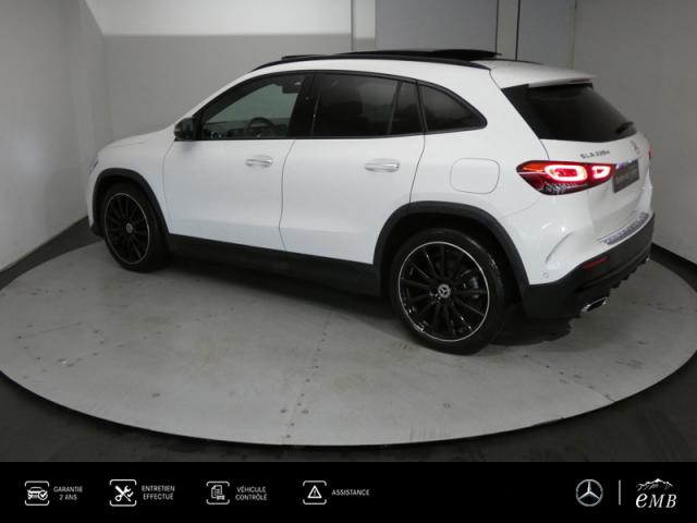 Mercedes Benz Gla image 1