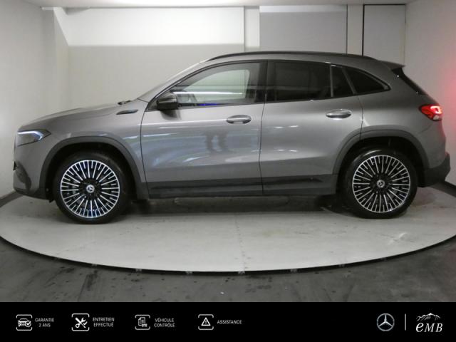 Mercedes Benz Eqa image 4