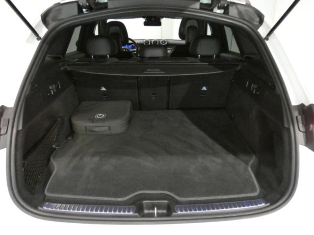 Mercedes Benz Glc image 2
