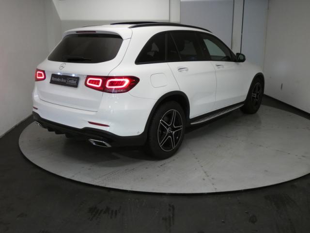 Mercedes Benz Glc image 8