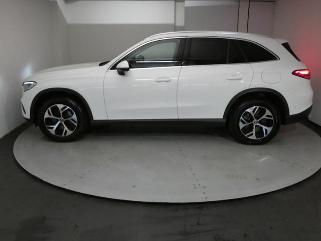 Mercedes Benz Glc image 6
