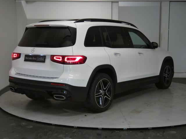 Mercedes Benz Glb image 7