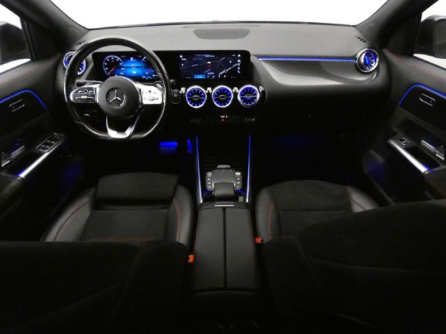Mercedes Benz Gla image 2