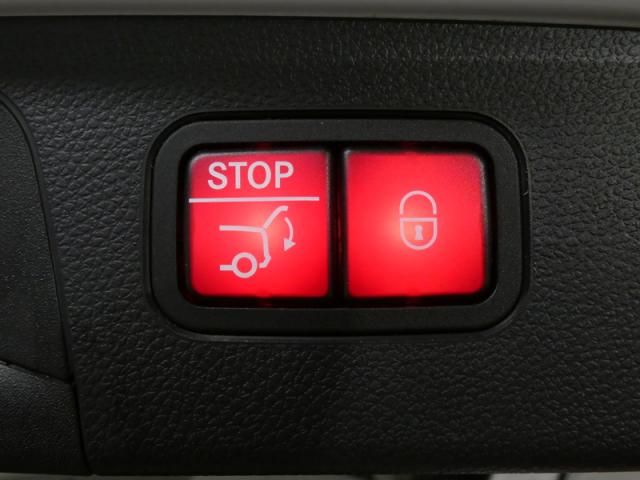 Mercedes Benz Glc image 8